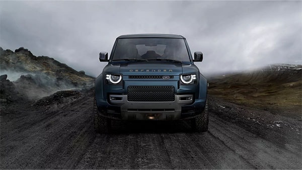 2026 Land Rover Defender OCTA appearance