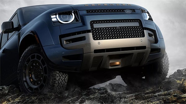 2026 Land Rover Defender OCTA appearance
