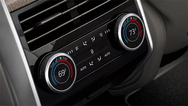 2026 Land Rover Range Rover comfort