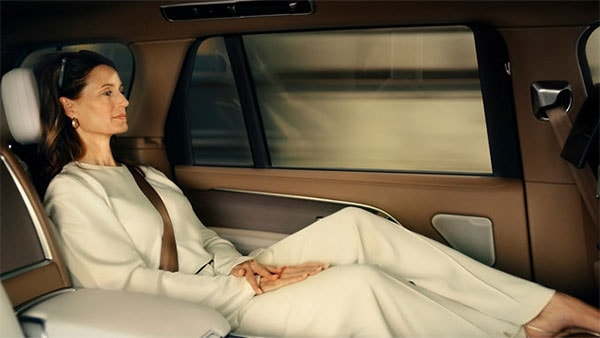 2027 Land Rover Range Rover comfort