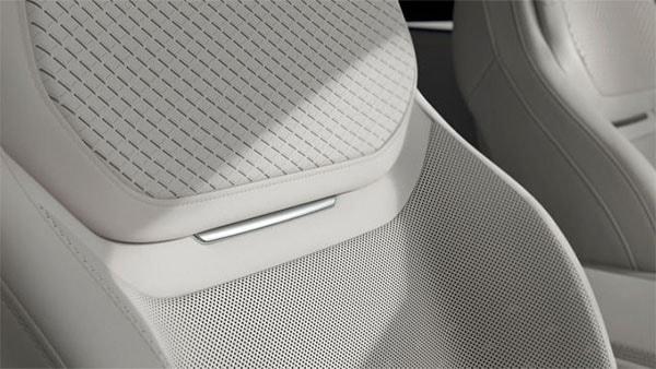 2027 Land Rover Range Rover comfort