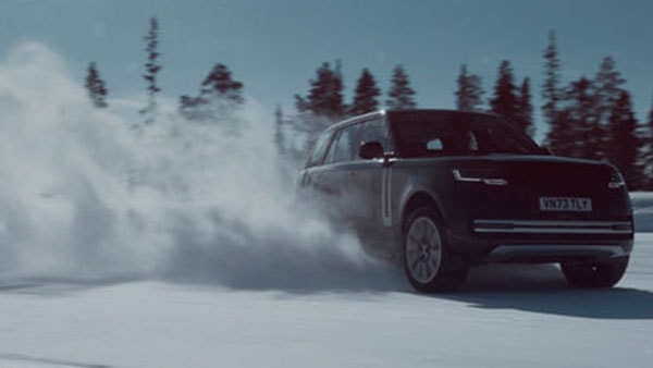 2027 Land Rover Range Rover performance