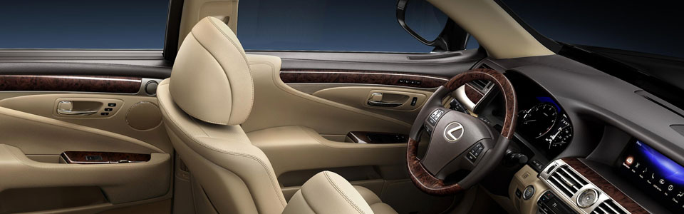 2016 Lexus LS Safety Main Img