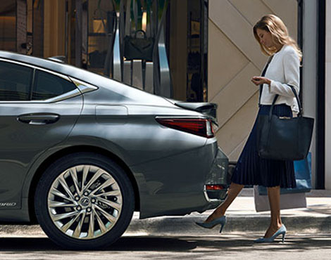 2020 Lexus ES appearance