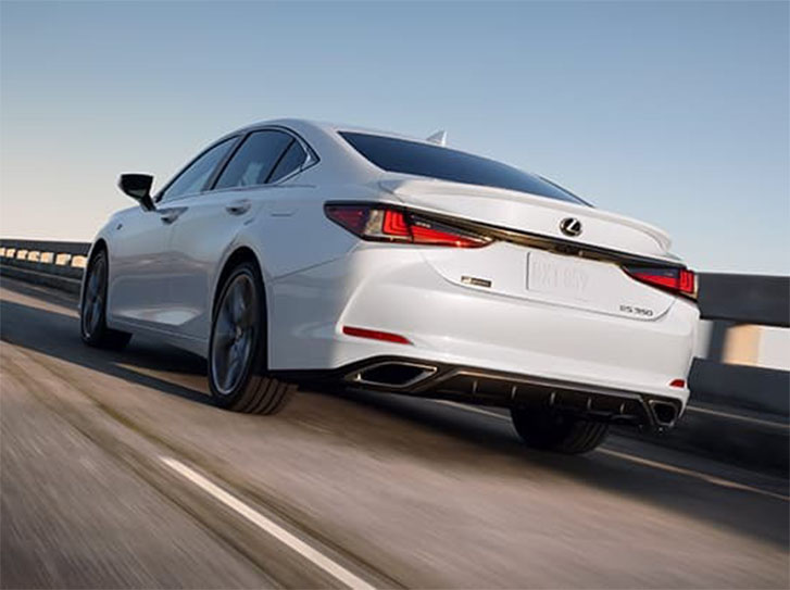 2021 Lexus ES performance