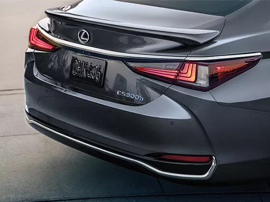 2022 Lexus ES safety