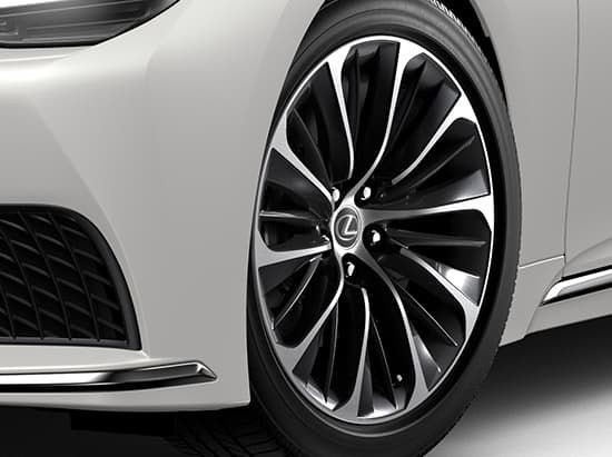 2022 Lexus LS appearance