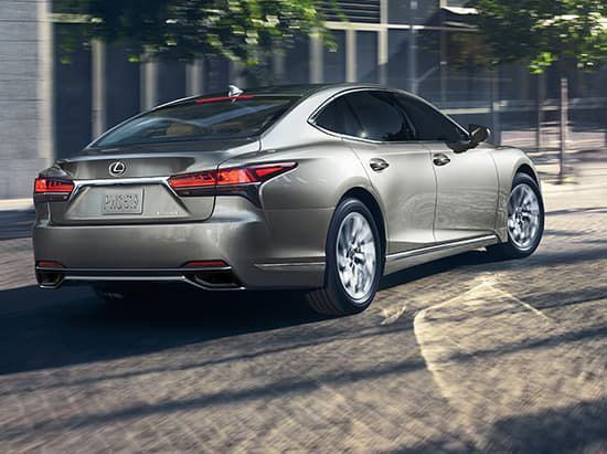 2022 Lexus LS safety