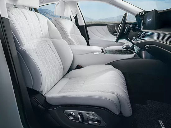 2025 Lexus LS comfort