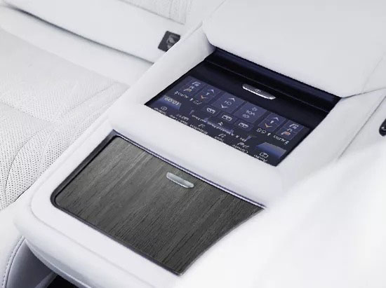 2025 Lexus LS comfort