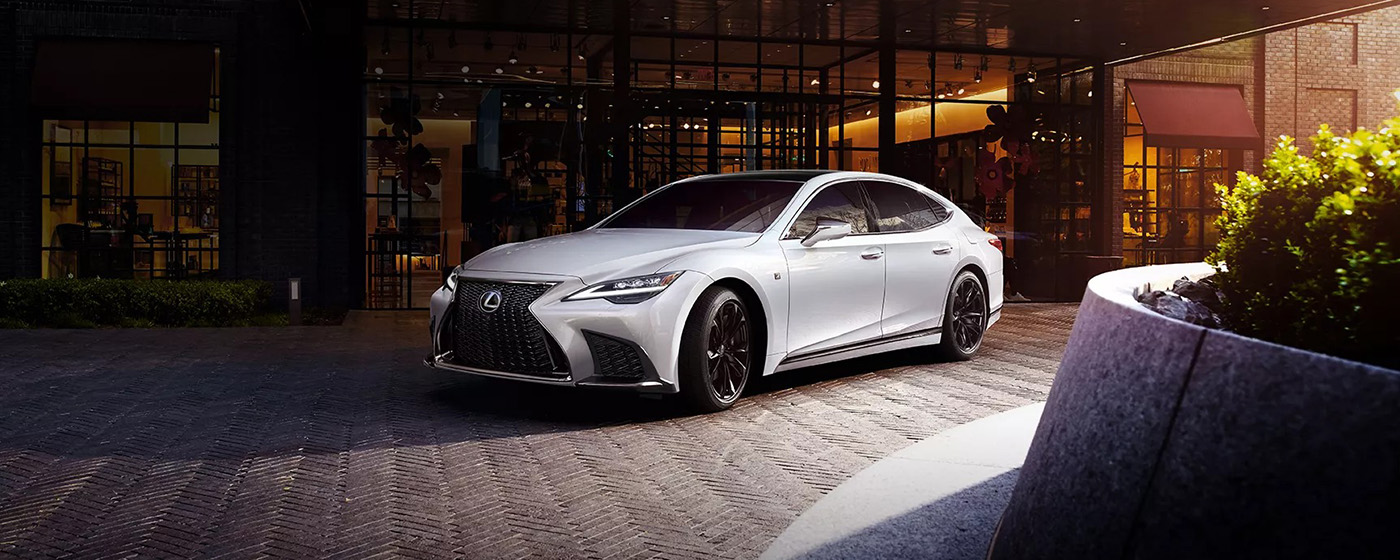 2025 Lexus LS Main Img