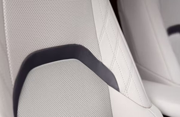 2026 Lexus UX comfort