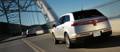 2015 Lincoln MKT safety