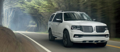 2016 Lincoln Navigator performance