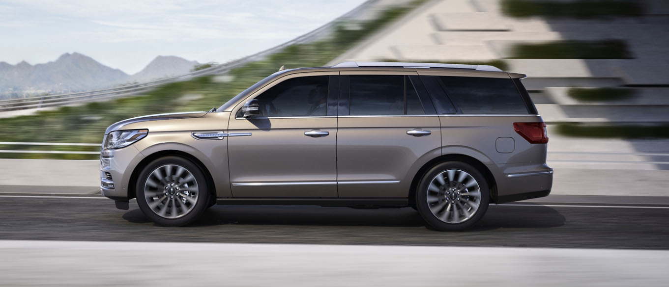 2020 Lincoln Navigator Safety Main Img