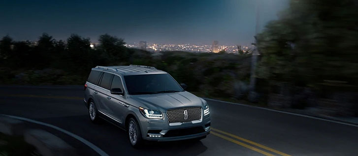 2021 Lincoln Navigator performance