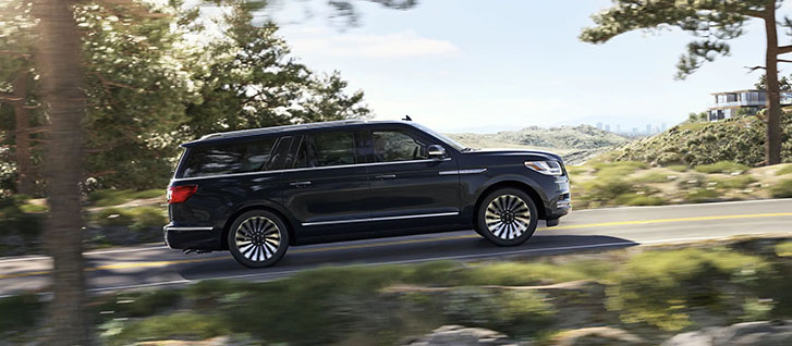 2021 Lincoln Navigator performance