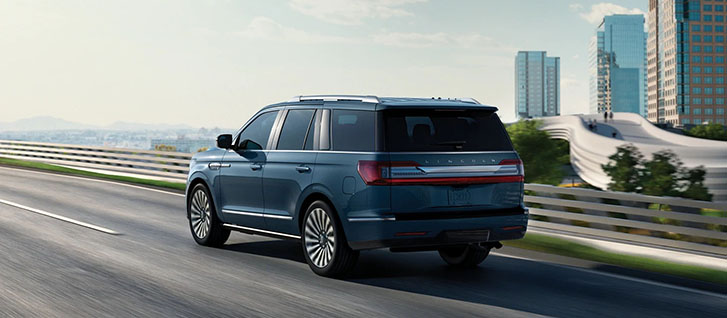 2021 Lincoln Navigator performance