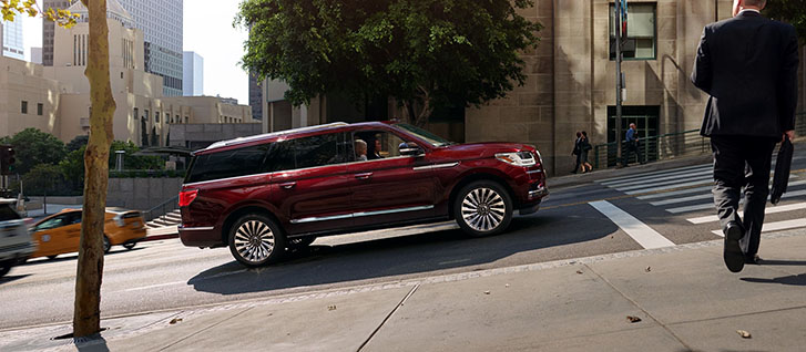 2021 Lincoln Navigator safety