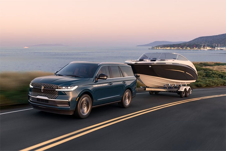 2025 Lincoln Navigator performance