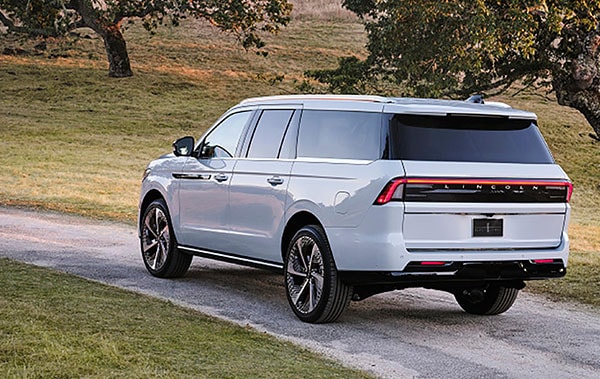 2026 Lincoln Navigator appearance