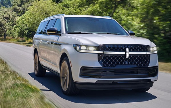 2026 Lincoln Navigator performance