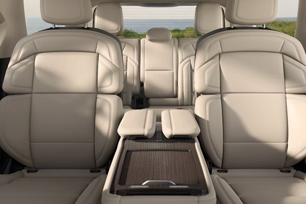 2027 Lincoln Navigator comfort
