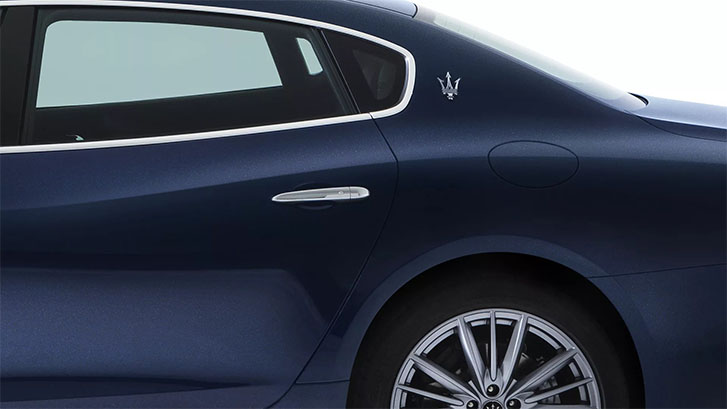 2022 Maserati Quattroporte comfort