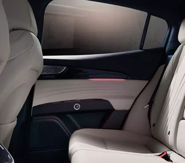 2026 Maserati Grecale comfort