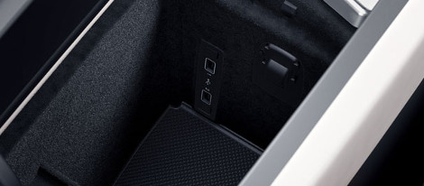 2018 Mercedes-Benz GLS SUV USB Audio Ports