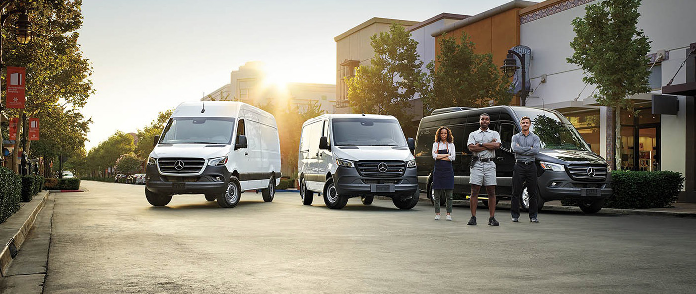 2025 Mercedes-Benz Sprinter Passenger Van Main Img