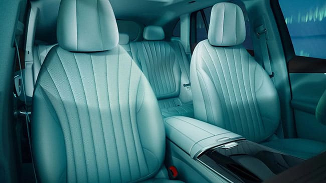 2026 Mercedes-Benz EQE SUV comfort