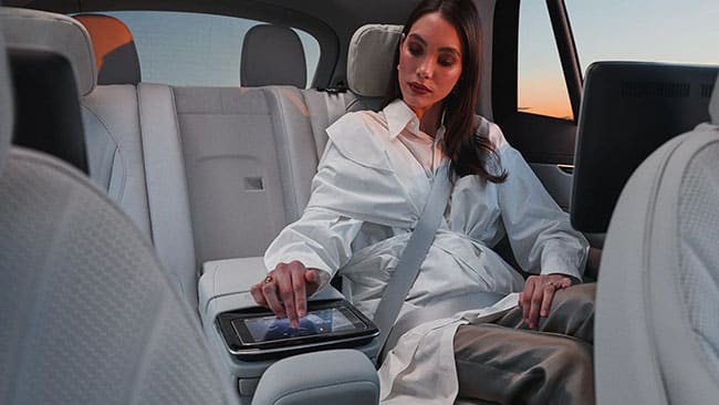 2026 Mercedes-Benz EQS SUV comfort