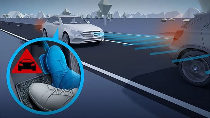 2026 Mercedes-Benz GLB SUV safety