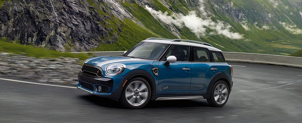 2020 Mini Countryman Safety Main Img