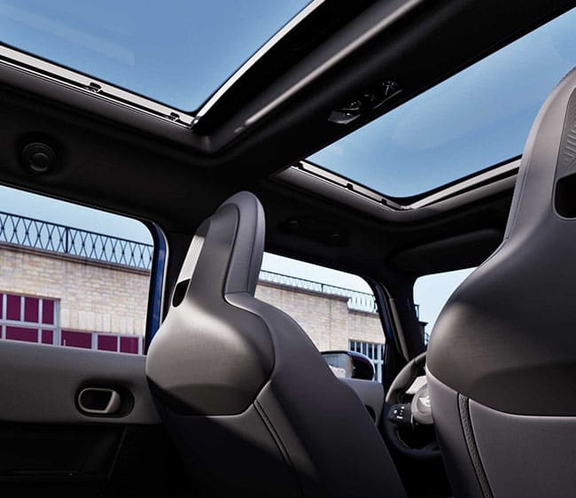 2026 Mini Cooper 4 Door comfort