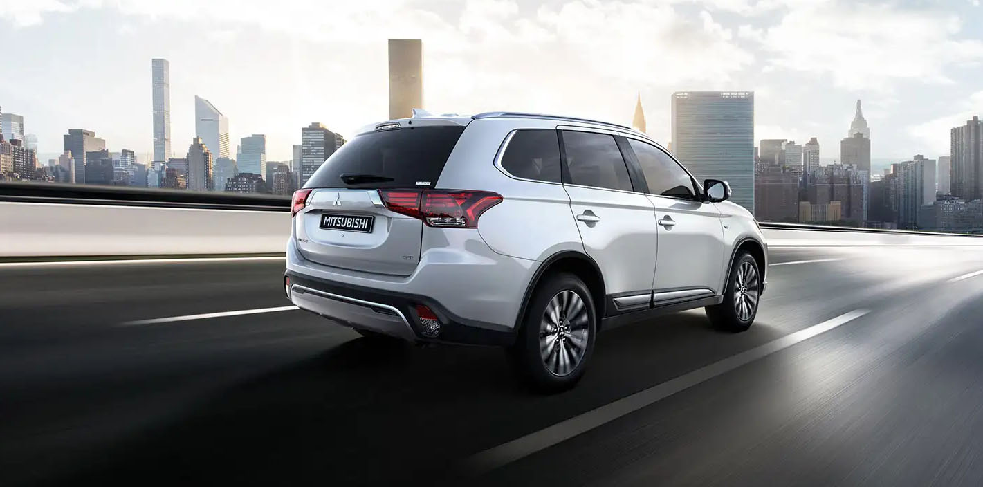 2020 MITSUBISHI Outlander Appearance Main Img