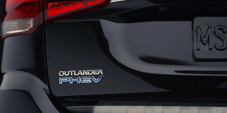 2021 MITSUBISHI Outlander PHEV appearance