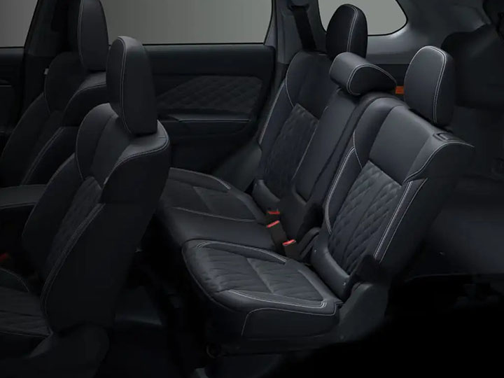2022 Mitsubishi Outlander PHEV comfort