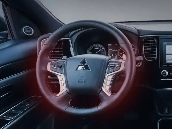 2022 Mitsubishi Outlander PHEV comfort