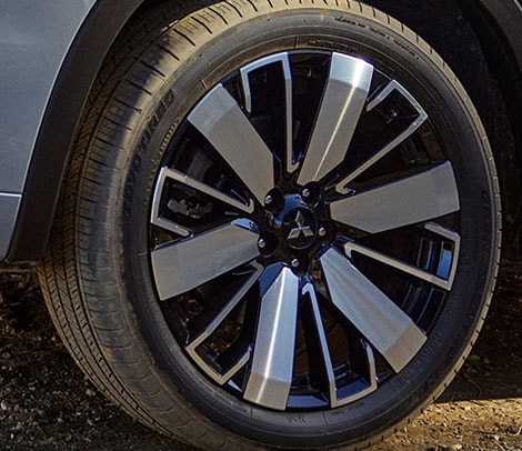 2026 MITSUBISHI Outlander PHEV appearance
