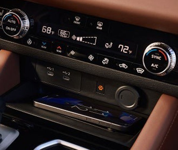 2026 MITSUBISHI Outlander comfort