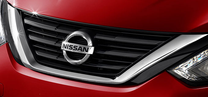 2016 Nissan Altima Grille