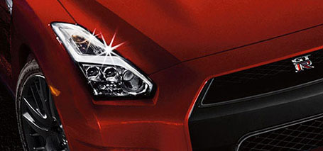 2016 Nissan GT-R Headlights