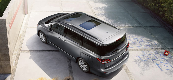 2016 Nissan Quest appearance