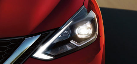 2016 Nissan Sentra Headlights