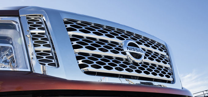 2016 Nissan Titan Grille