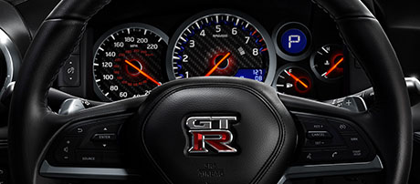 2017 Nissan GT-R performance