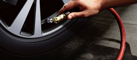 Tire Pressure Monitoring System With Easy-Fill Tire Alert