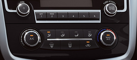 2018 Nissan Altima Dual Zone Automatic Temperature Control